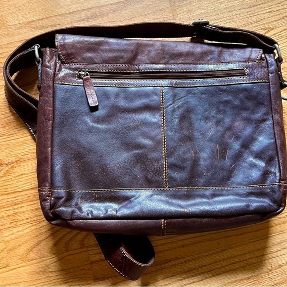 Jack Georges Brown Leather Messenger Bag - Picture 4 of 10